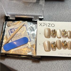 Gold and Silver Nail Set